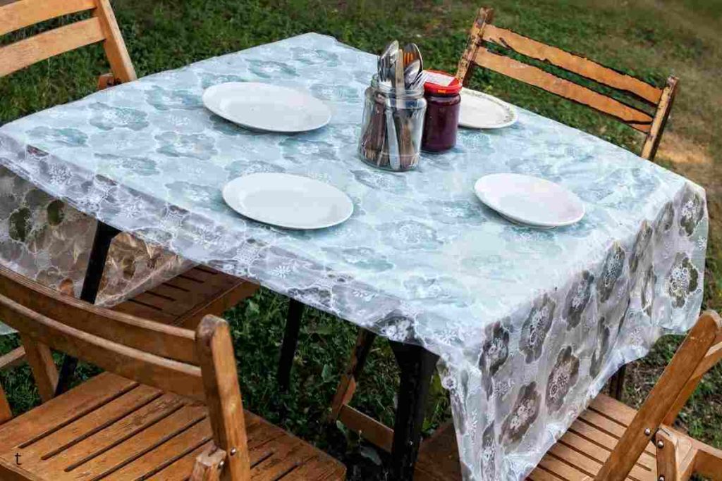 Top Dining Table